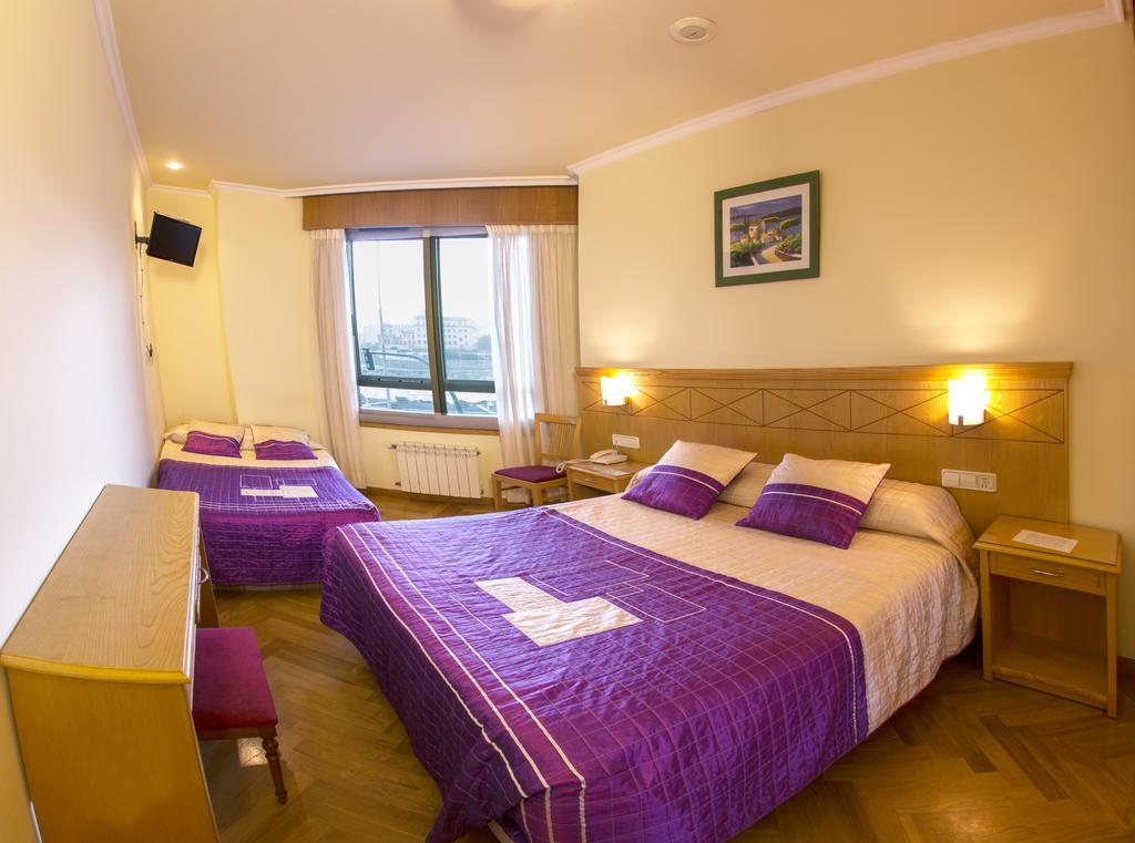 Camera Matrimoniale con Letto Supplementare