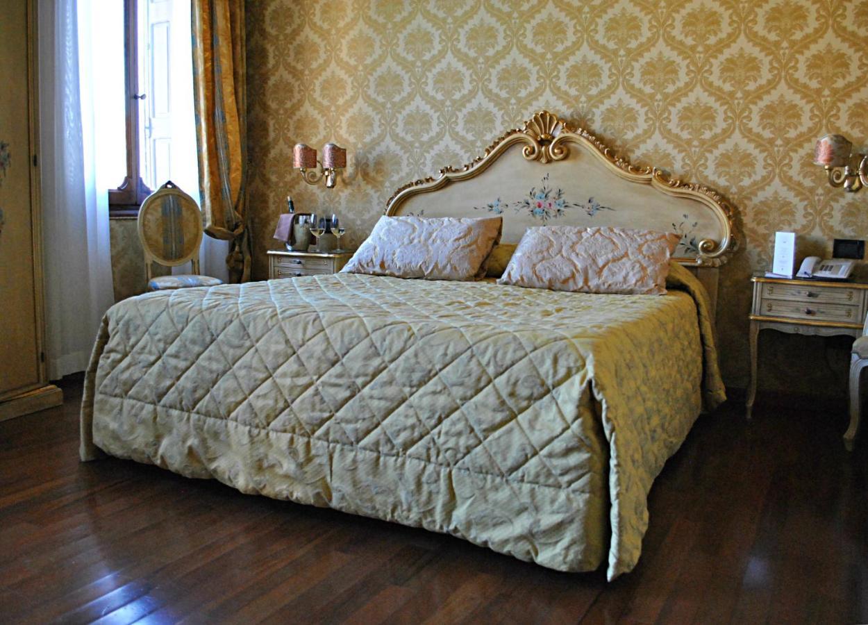 Chambre Double Supérieure avec Vue sur le Grand Canal