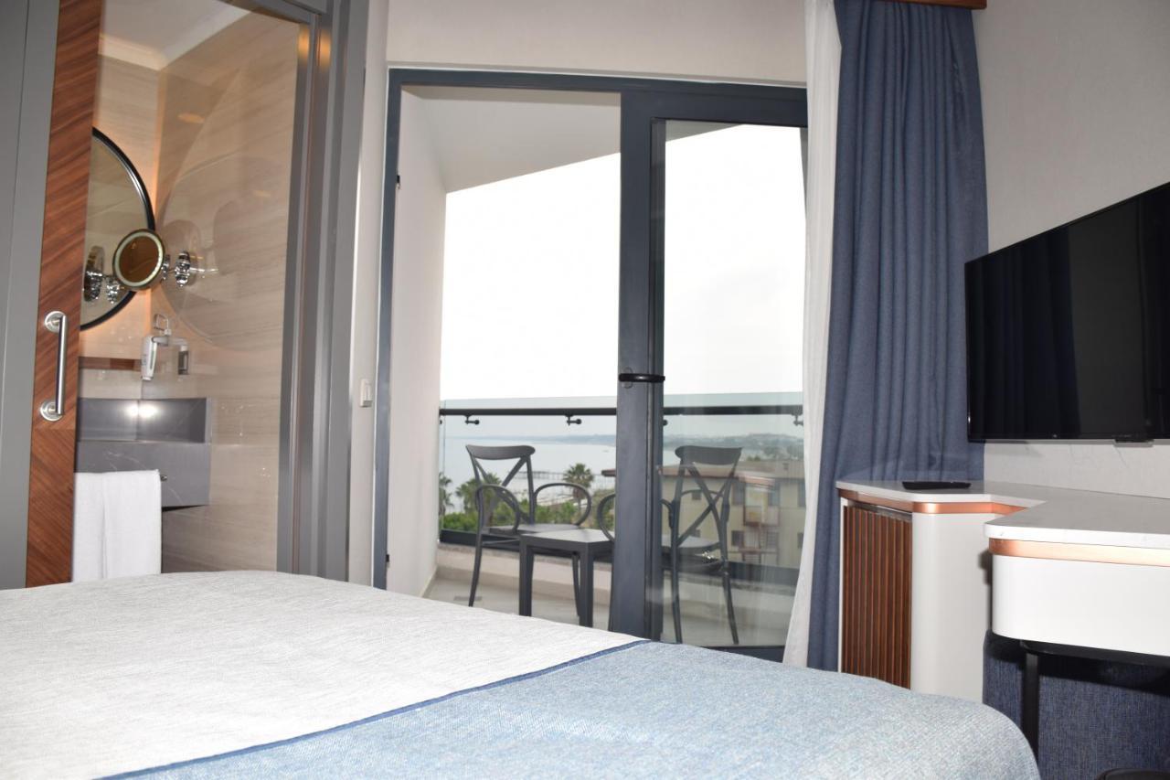 Chambre Double - Vue sur Piscine