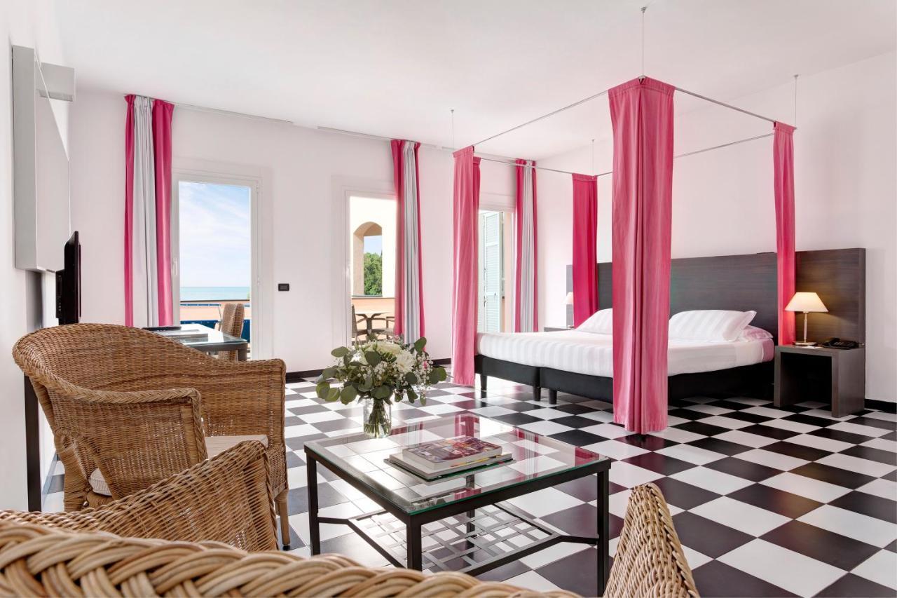 Double Room with Balcony and Sea View,1116037260:JPEG