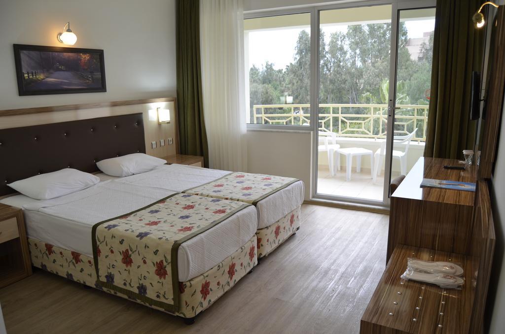 Dreibettzimmer