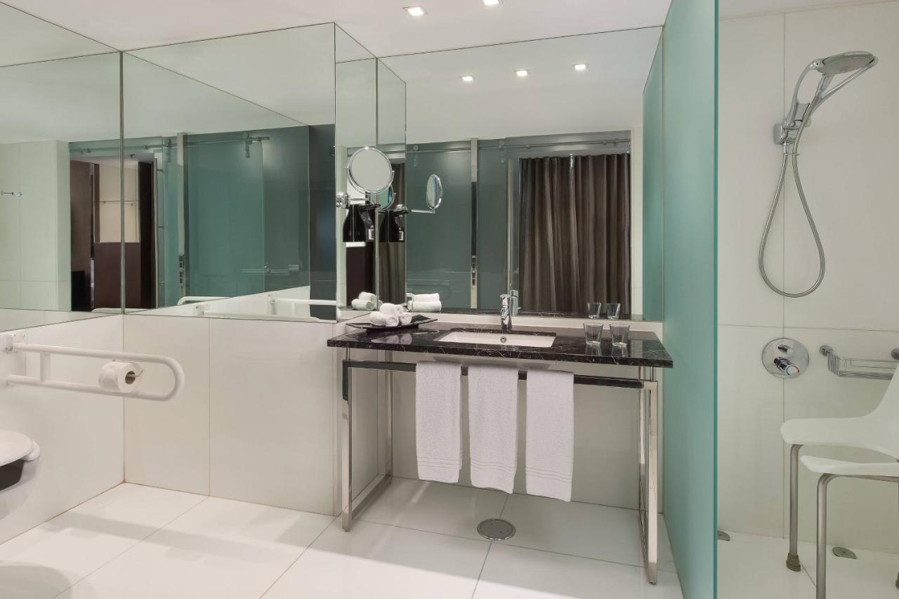 Chambre Deluxe avec 2 Lits Jumeaux/Simples - Accès Piscine