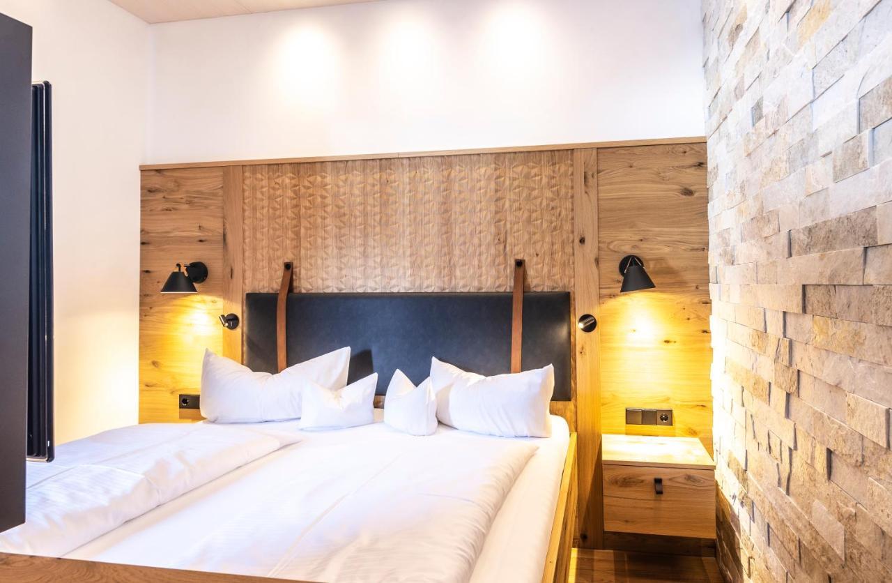 Doppelzimmer mit Balkon