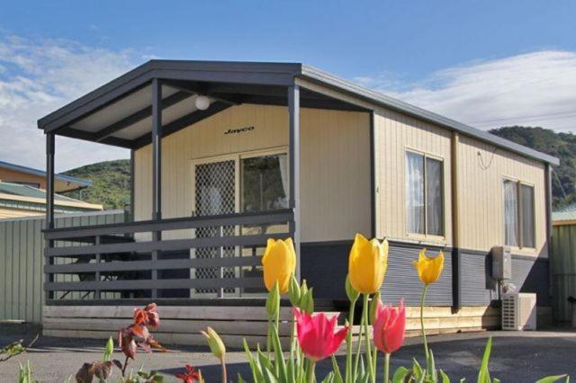 One-Bedroom Cabin