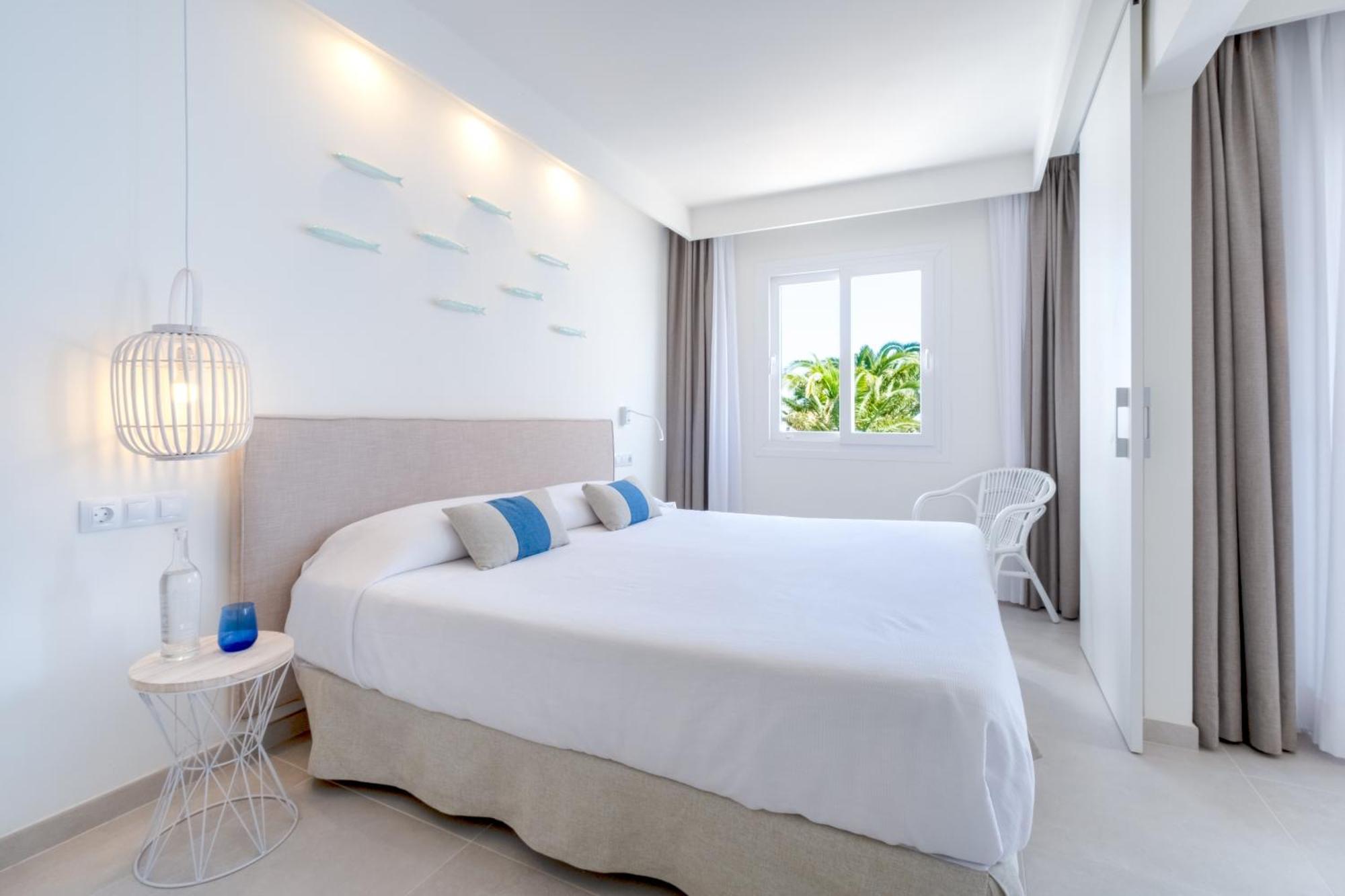 Select Apartment