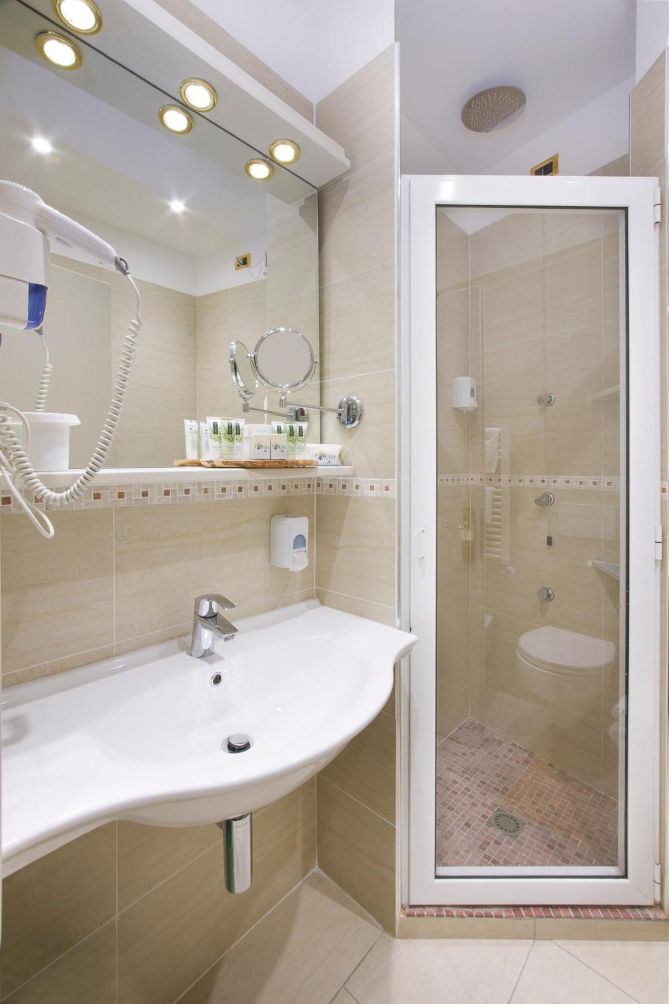 Double Room,1216114519:JPEG