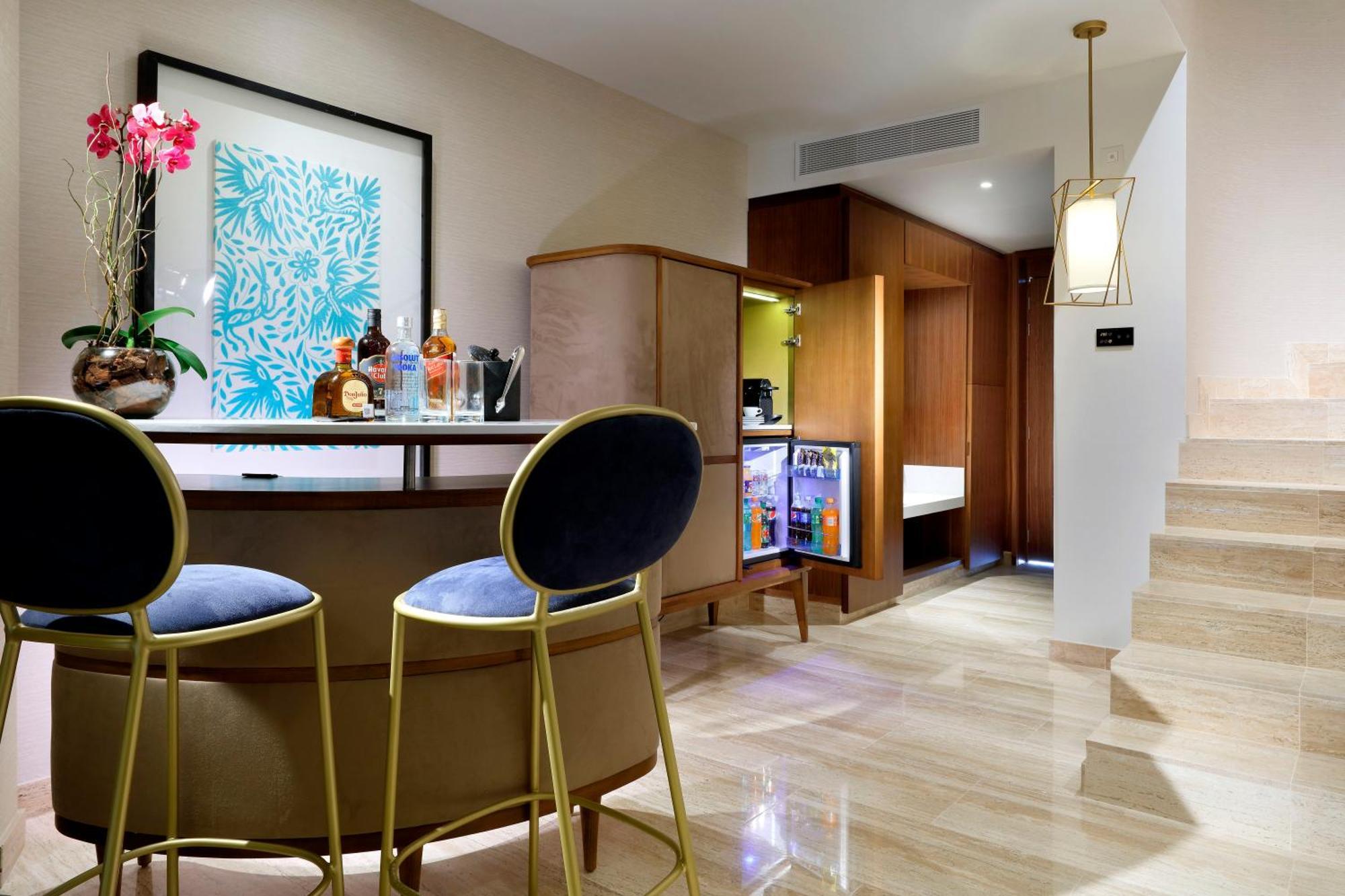 Suite Loft avec Terrasse et Jacuzzi