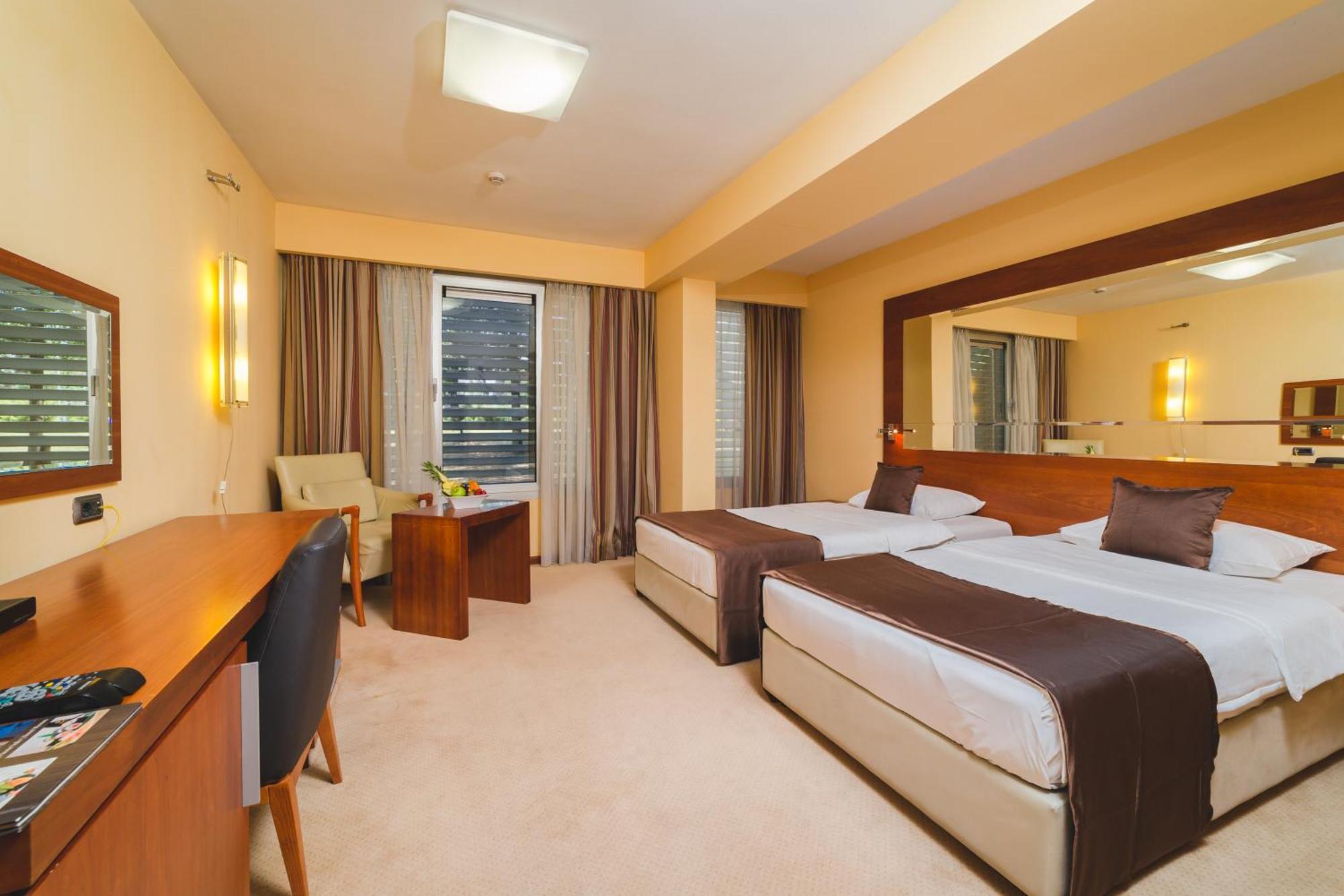 Classic Twin Room