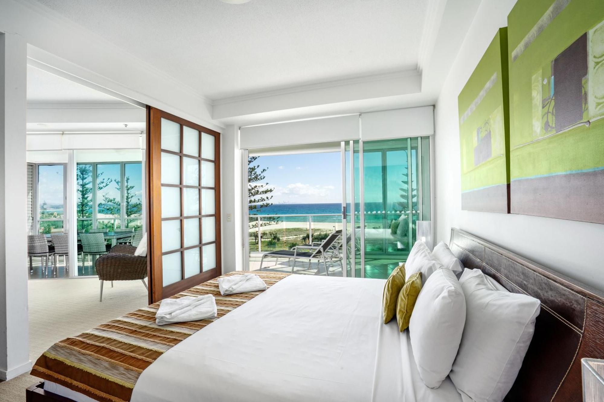 Three-Bedroom BeachView Apartment,1227897551:JPEG