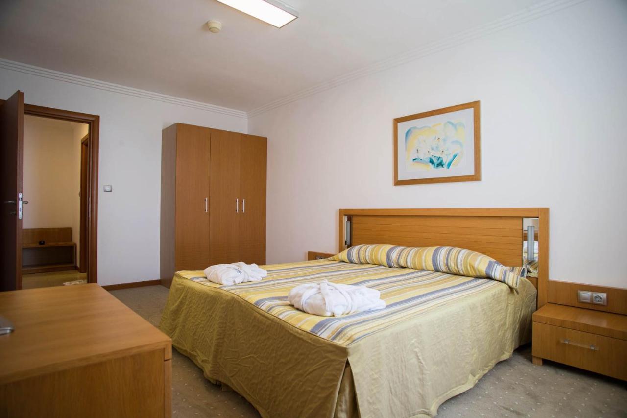 Appartement met 2 Slaapkamers en Balkon (2 Volwassenen + 2 Kinderen)