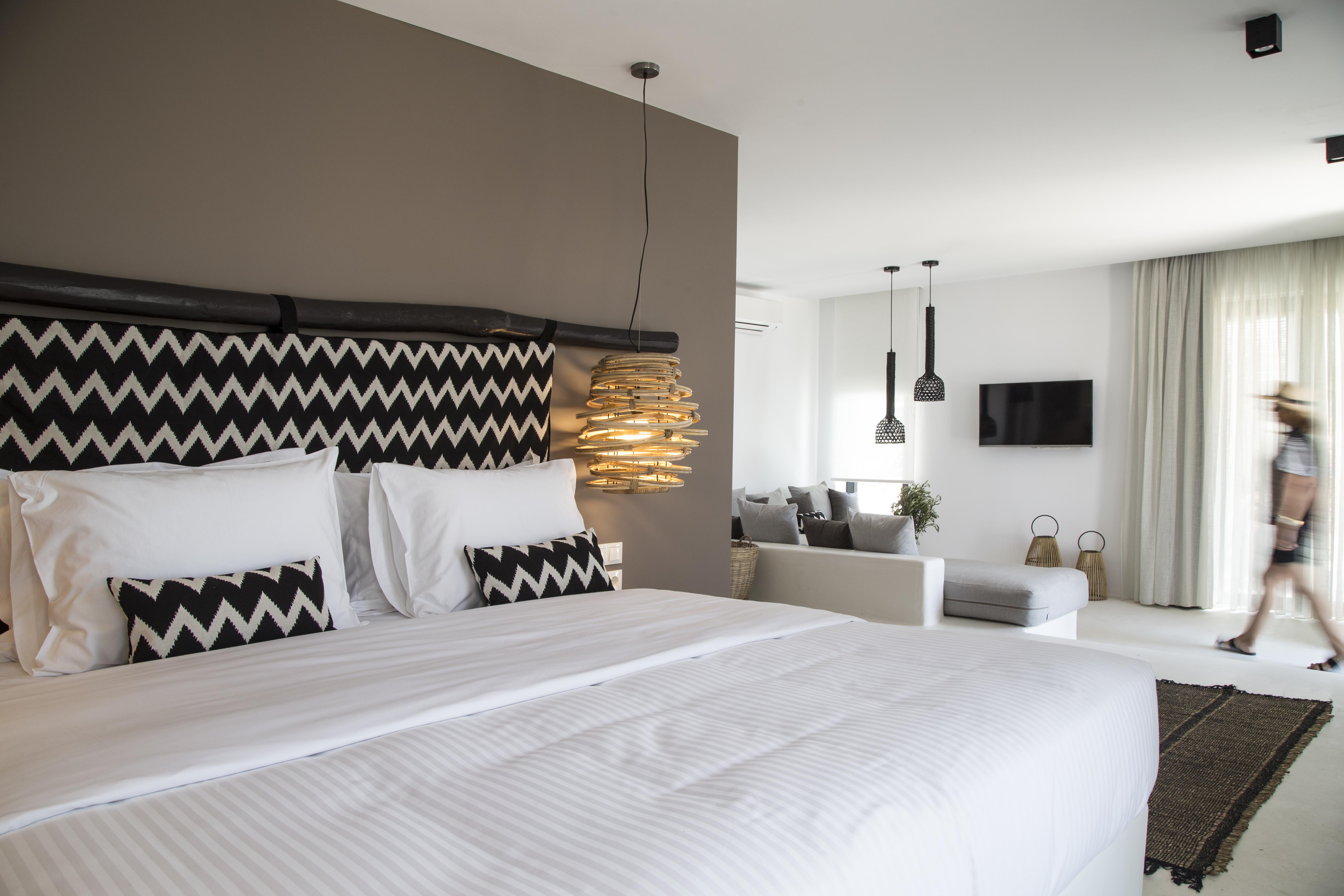 One-Bedroom Suite with Private plunge Pool
