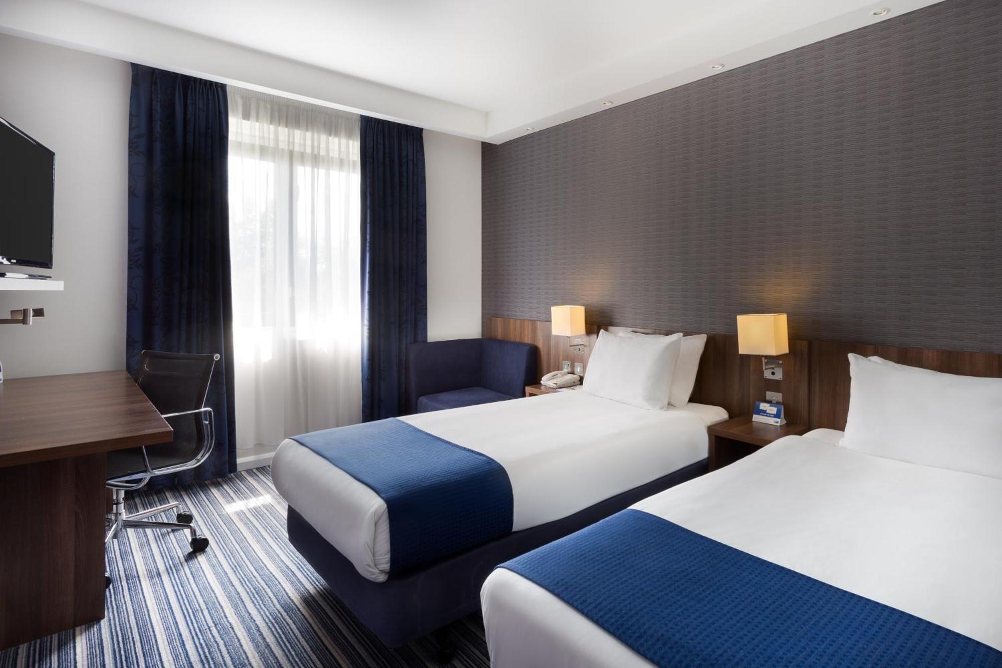 Standard Twin Room Hot,1279397641:JPEG