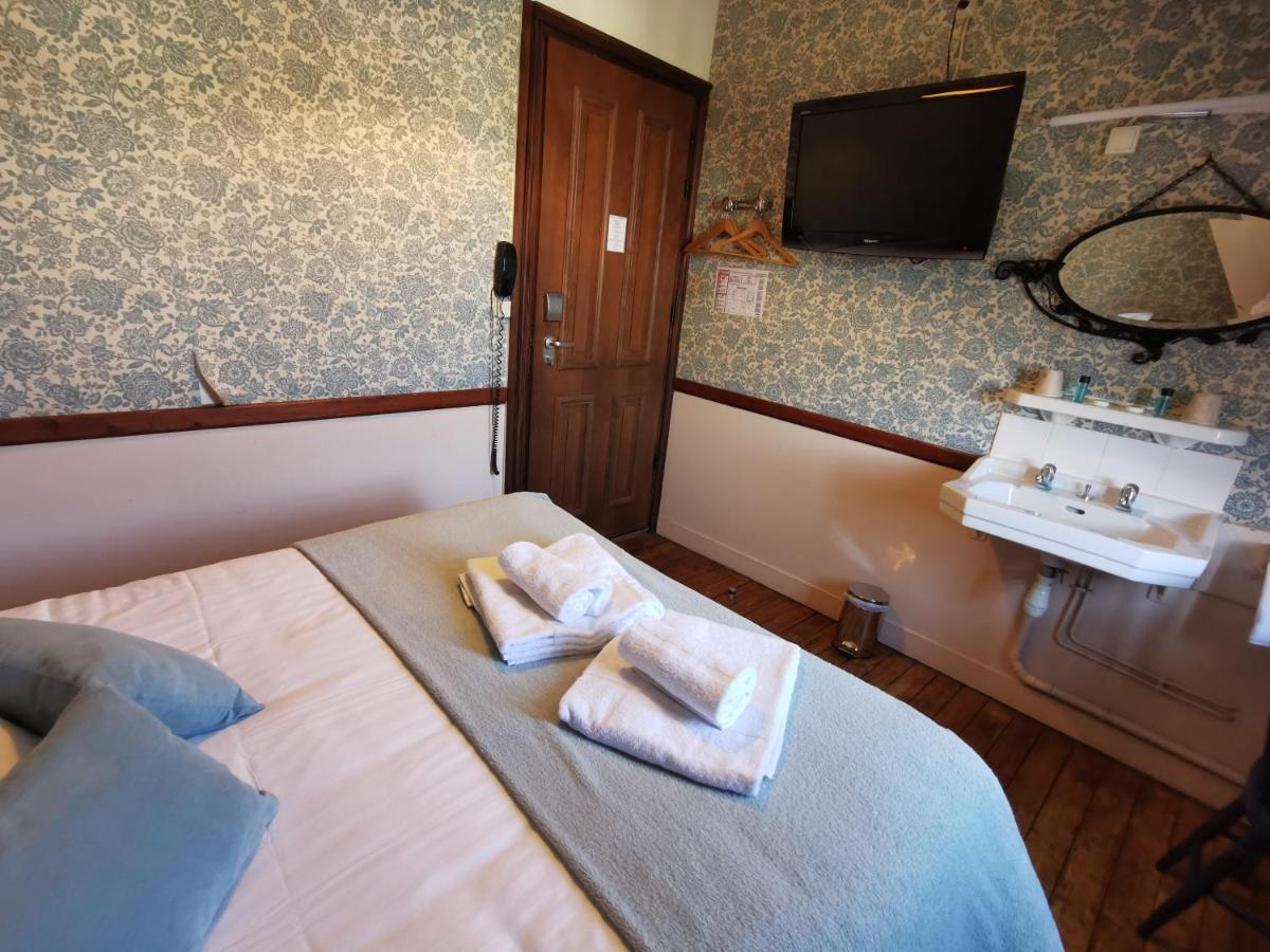 Double Room,1322642101:JPEG