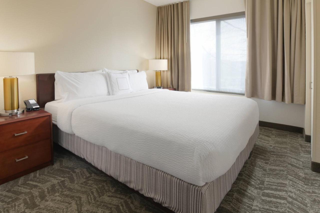 King Suite with Sofa Bed