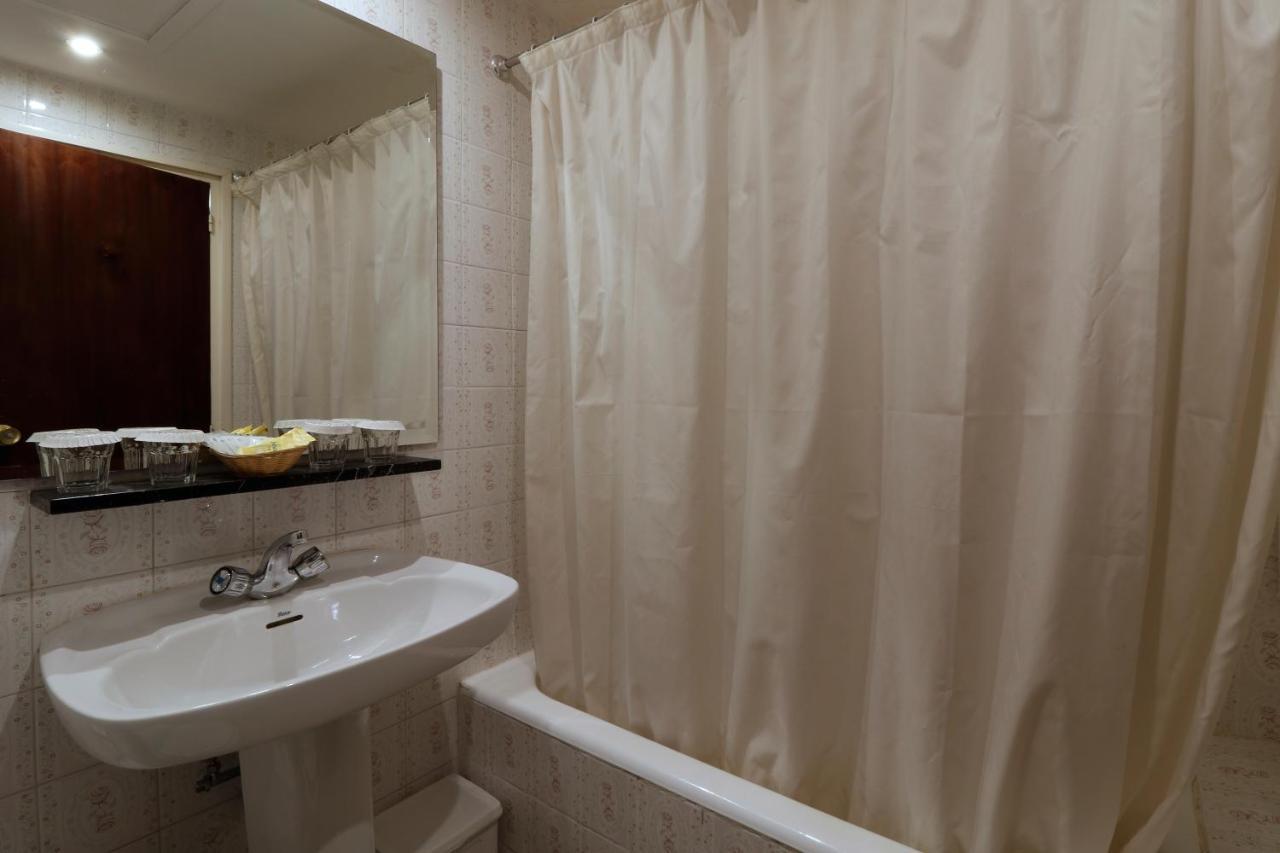 Single Room,1596872332:JPEG