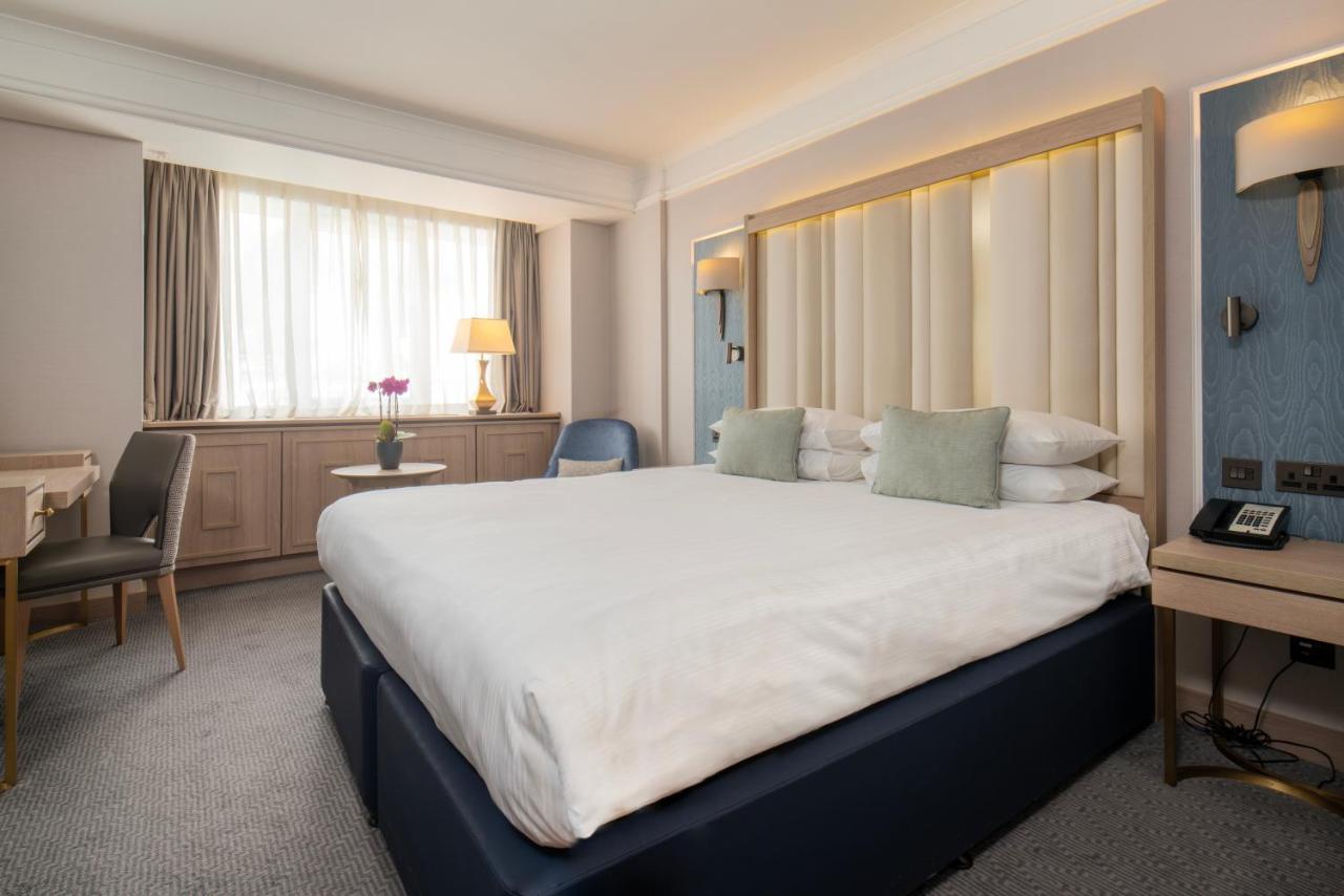 Deluxe Zimmer mit Kingsize-Bett