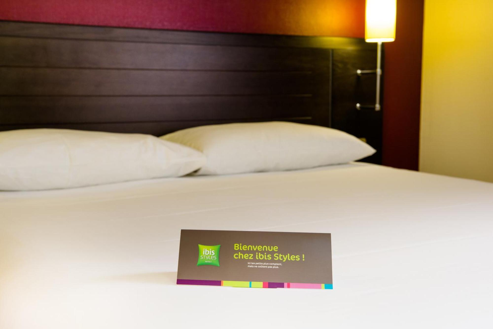 2 Rooms Nearby,205288075:JPEG
