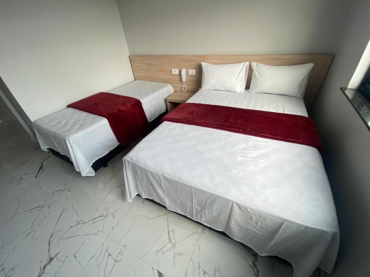 Quarto Duplo