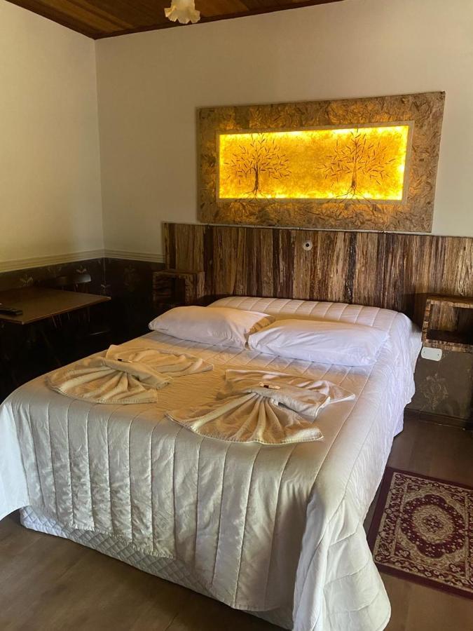 Deluxe Double Room,1498596970:JPEG