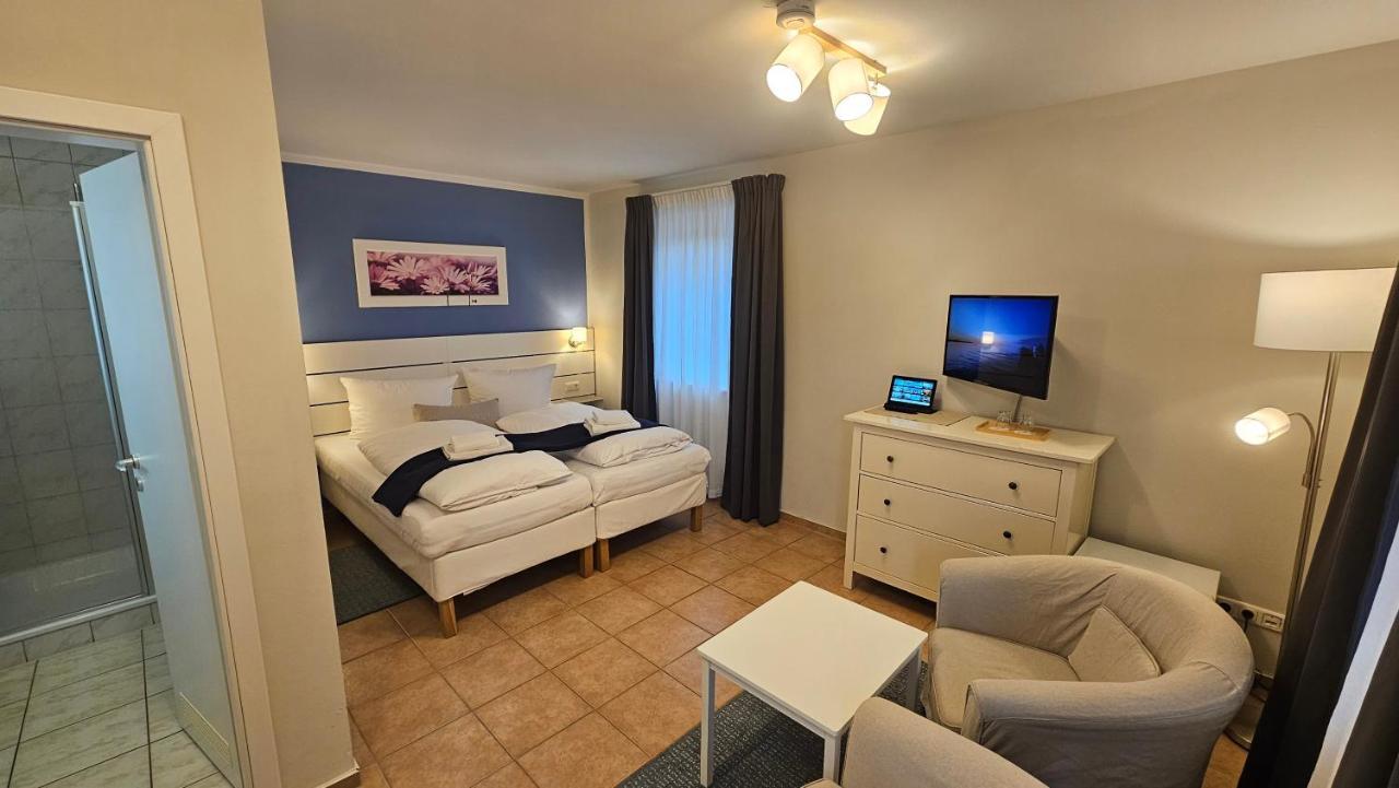 Large Double Room