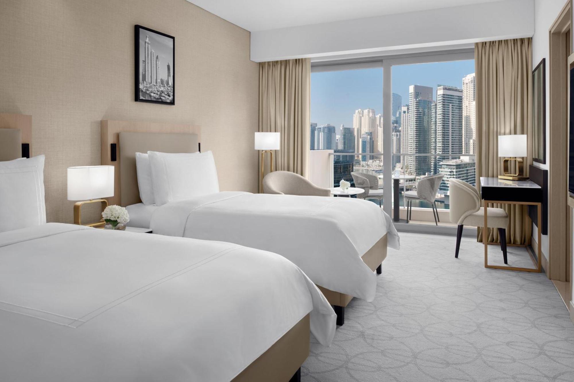 Camera Deluxe con Vista Marina, Letti Singoli e Accesso Diretto al Dubai Marina Mall e al Marina Walk