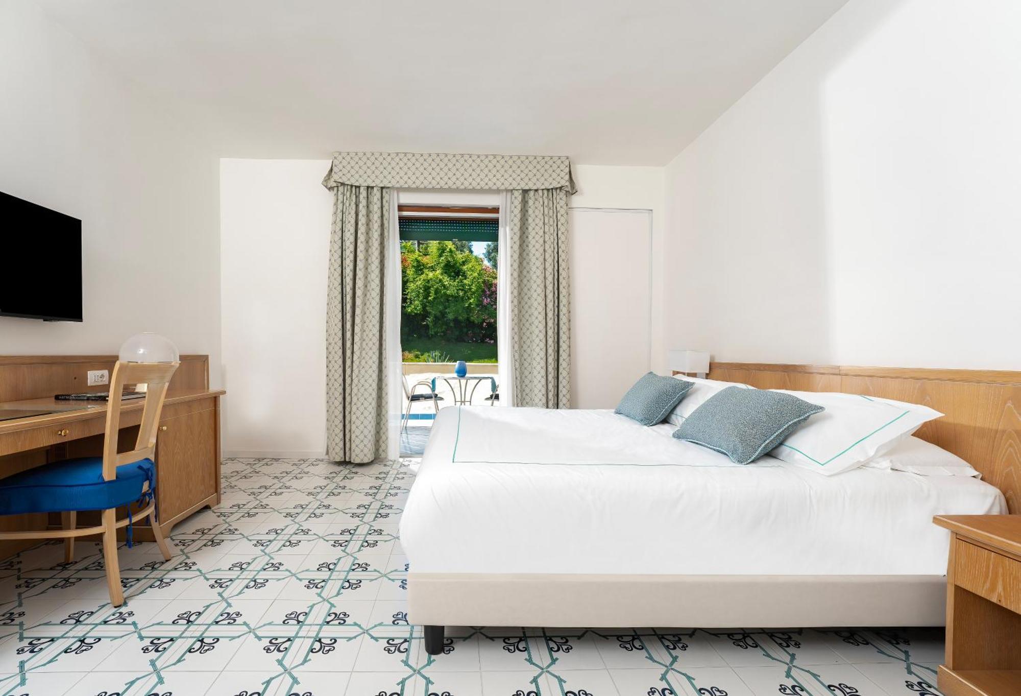 Standard Double or Twin Room Balcony,1541174545:JPEG