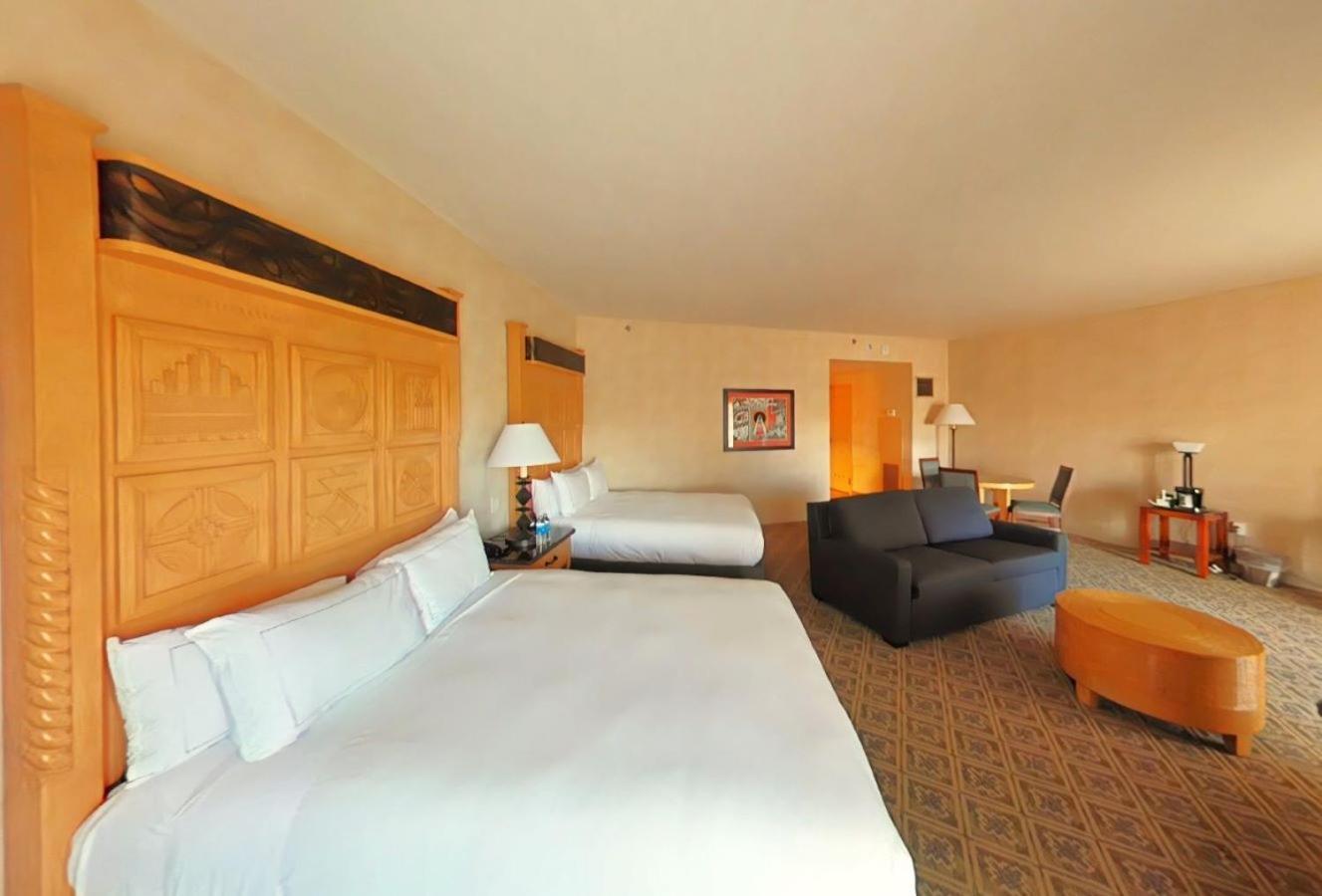 Studio-Suite mit zwei Queensize-Betten