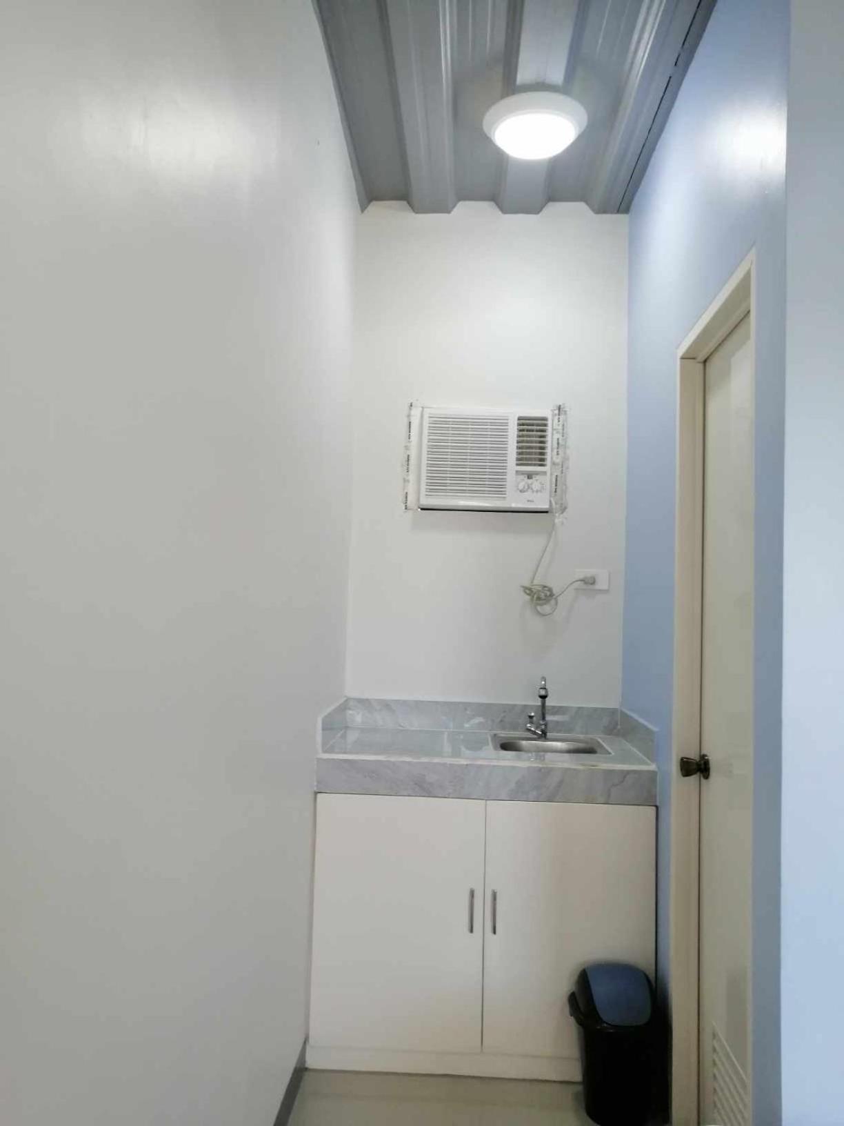 Economy Triple Room,1547373112:JPEG