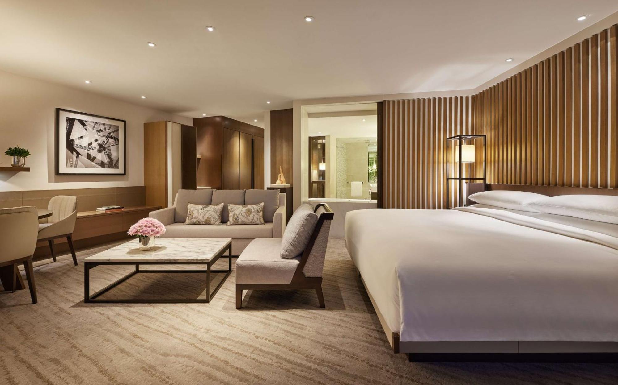 1 King Bed Deluxe,1706528491:JPEG