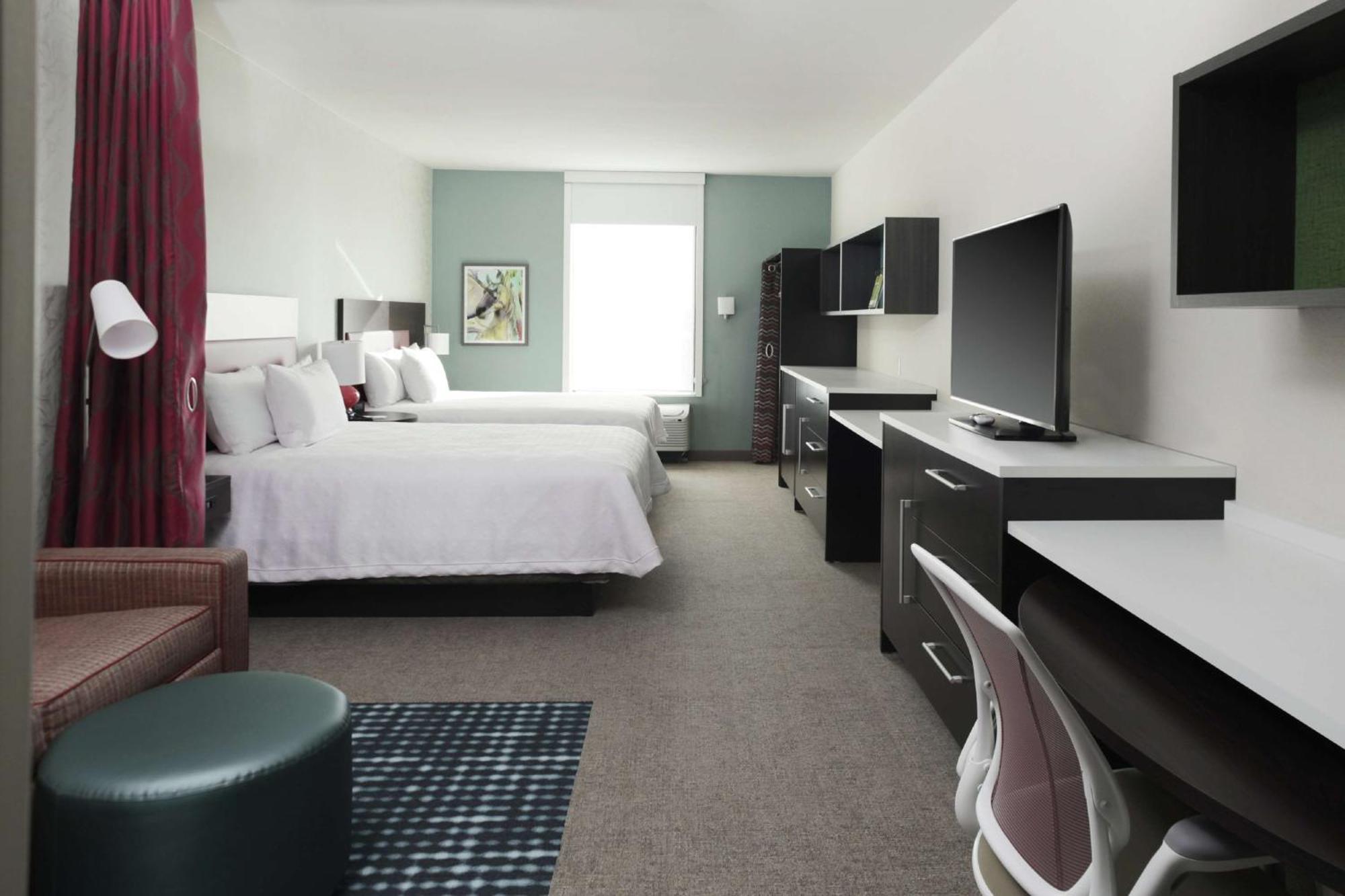 Queen Studio Two Queen Beds Non-Smoking