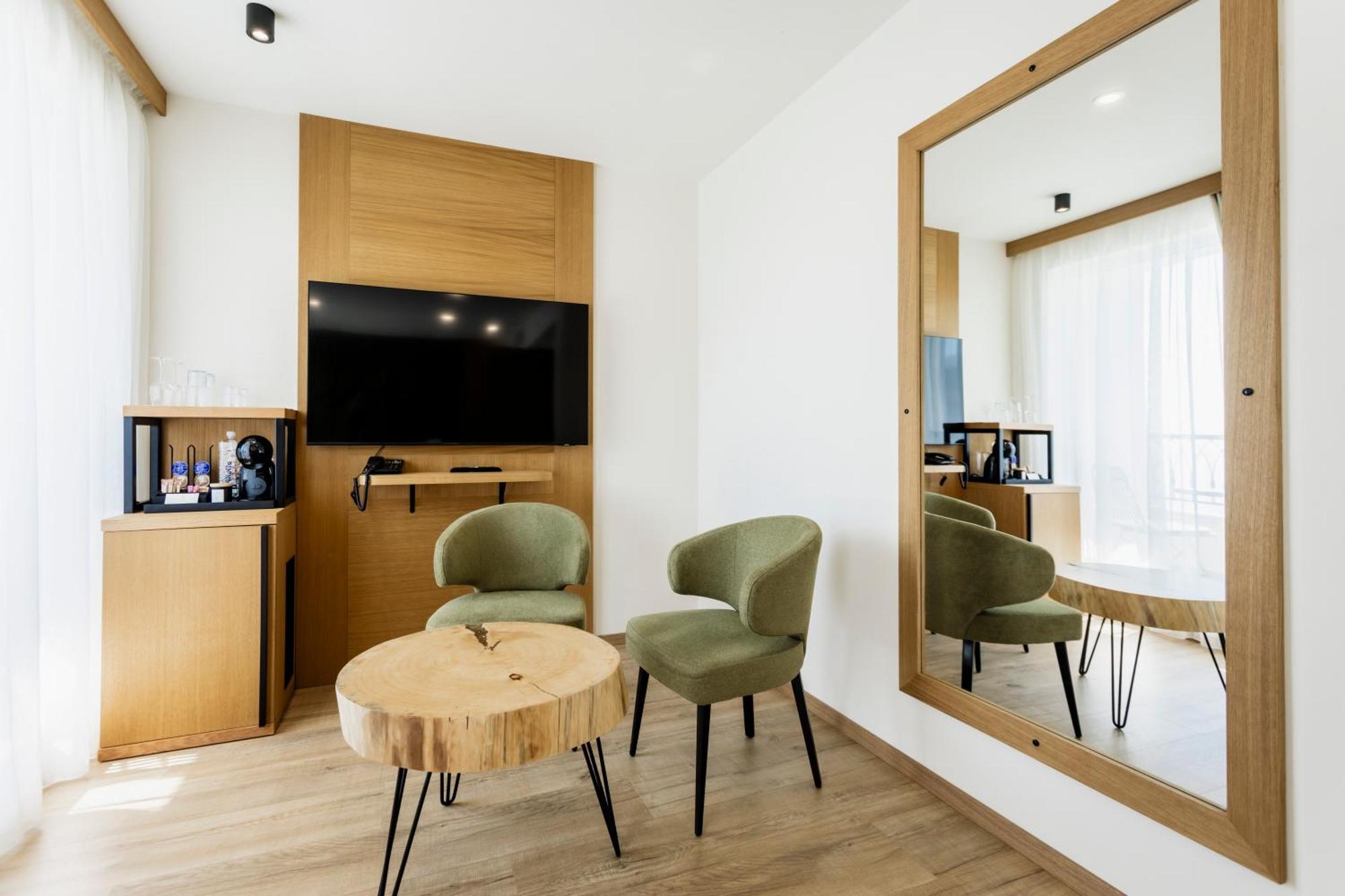 Double or Twin Room with Balcony,1618795778:JPEG