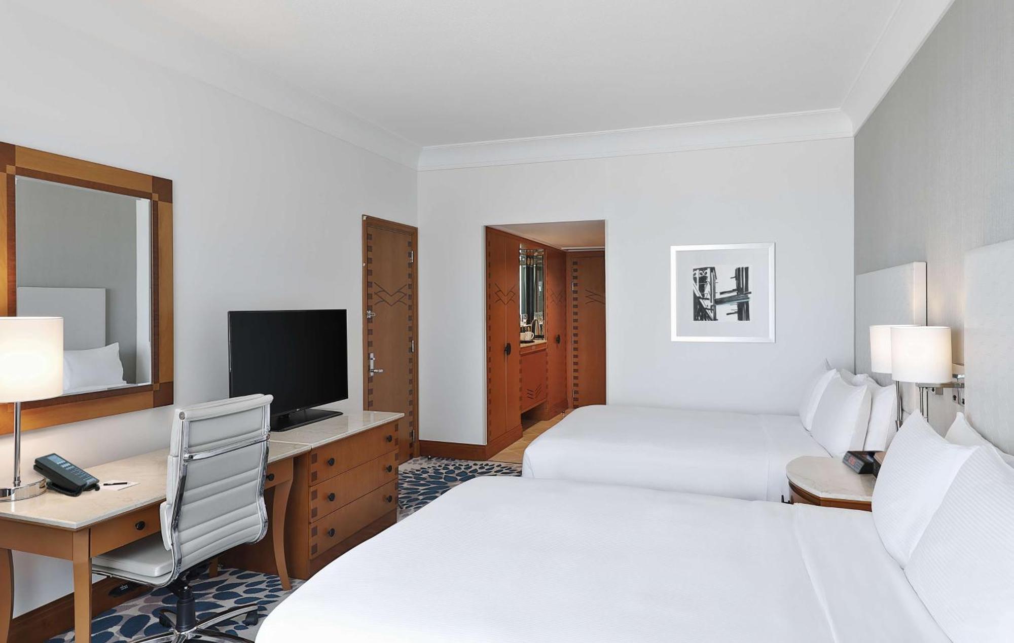 Executive King Suite with Sea View