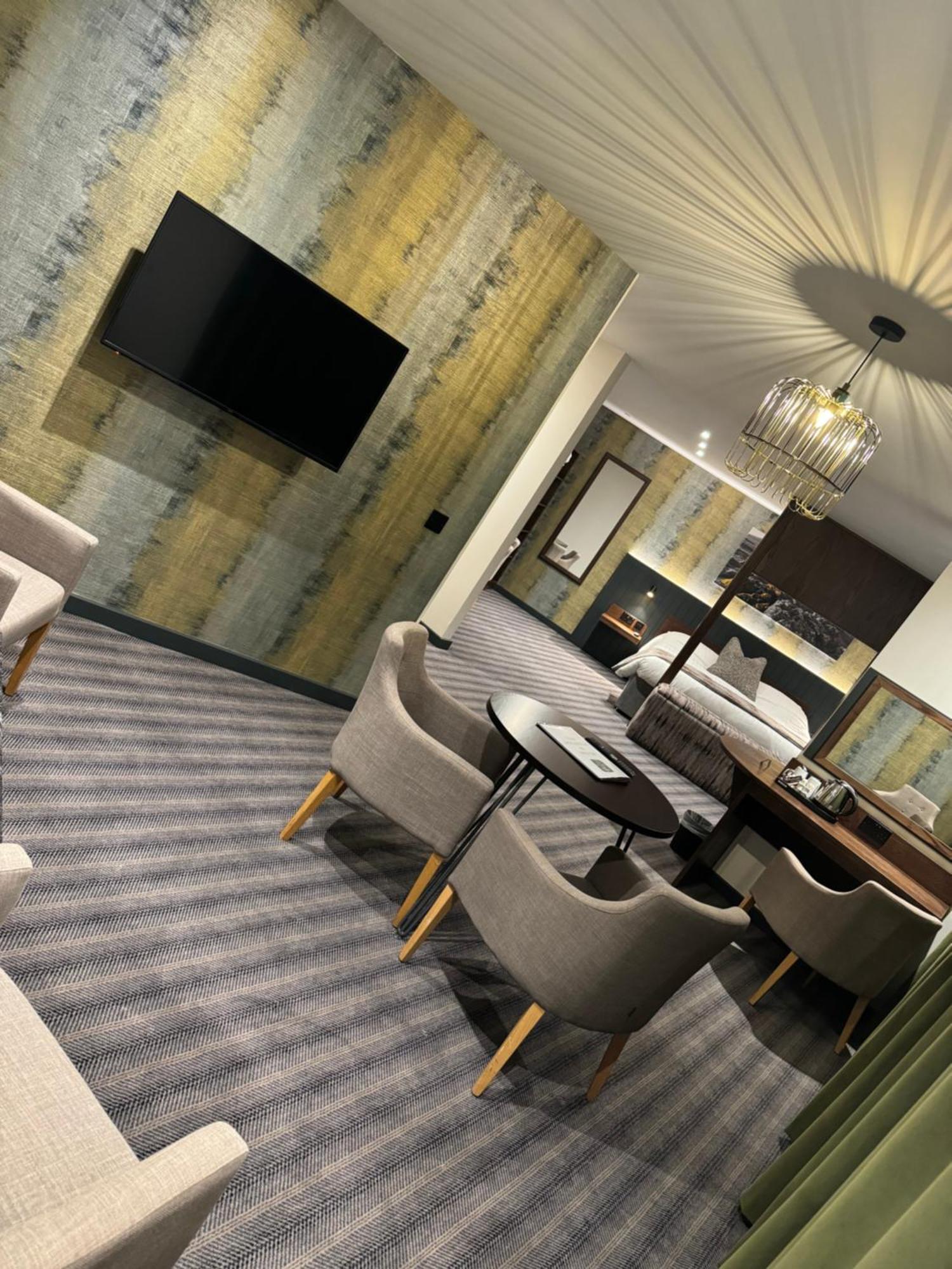 Executive / Bridal Suite