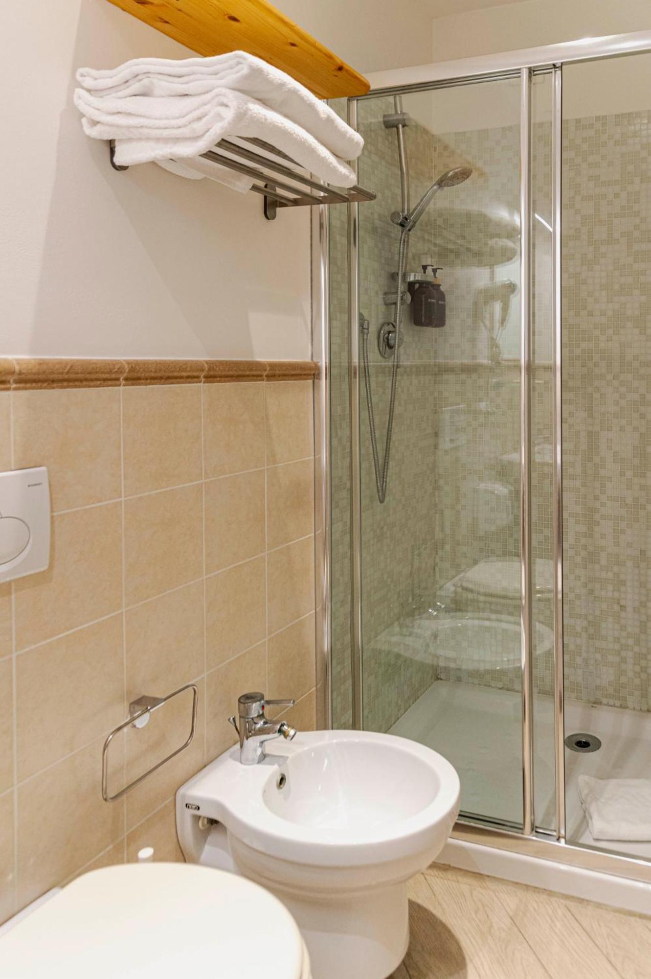 Large Double Room