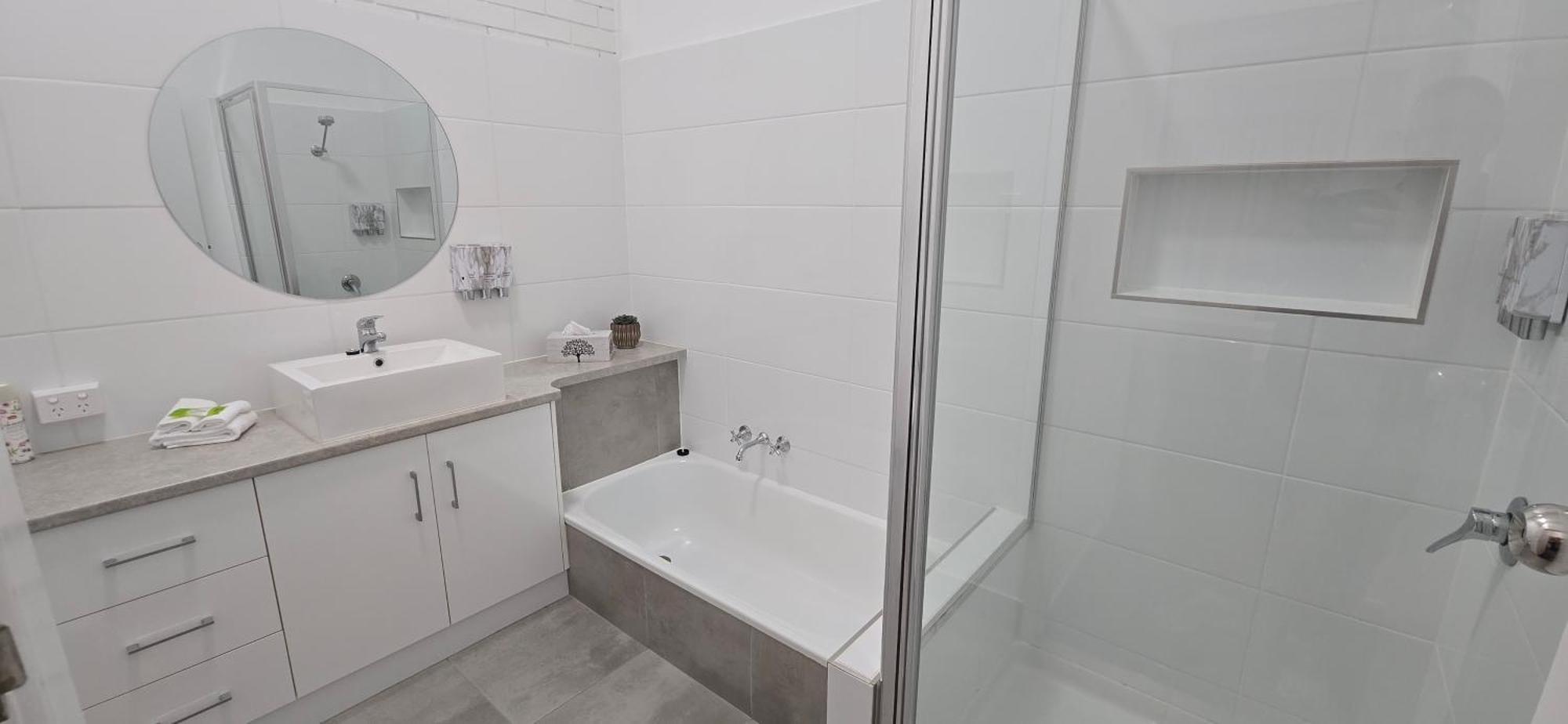 Three-Bedroom Apartment (Annex)