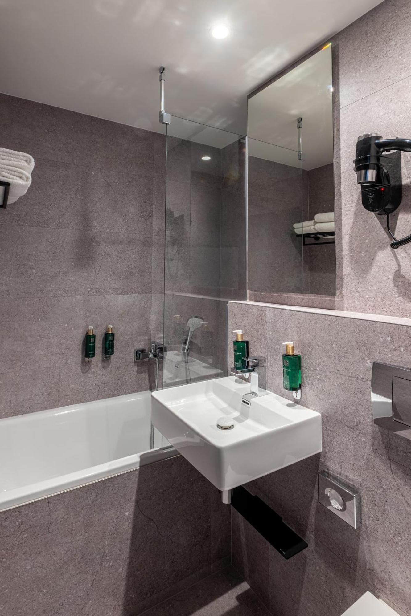 Classic Triple Room
