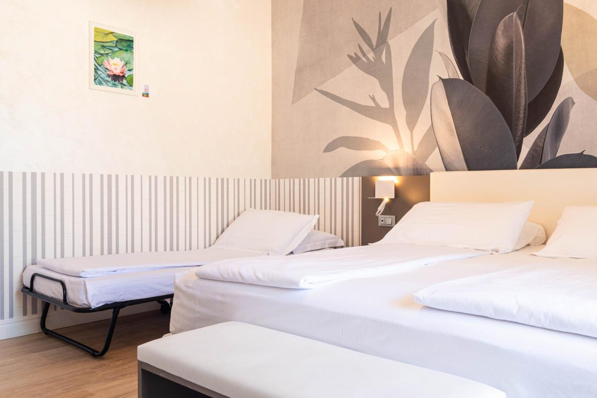 Camera Matrimoniale con Letto Supplementare