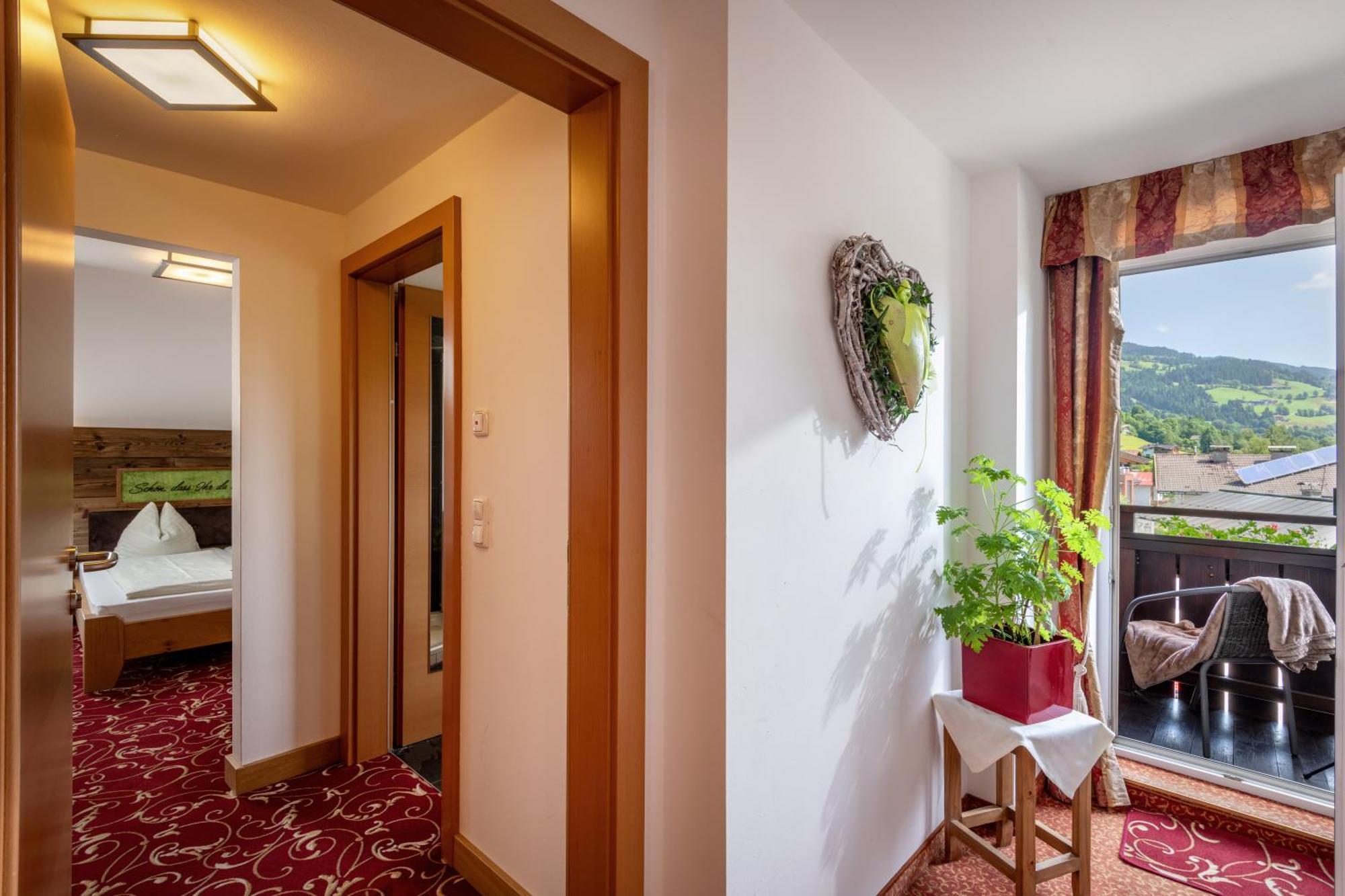 Double Room,1681729401:JPEG