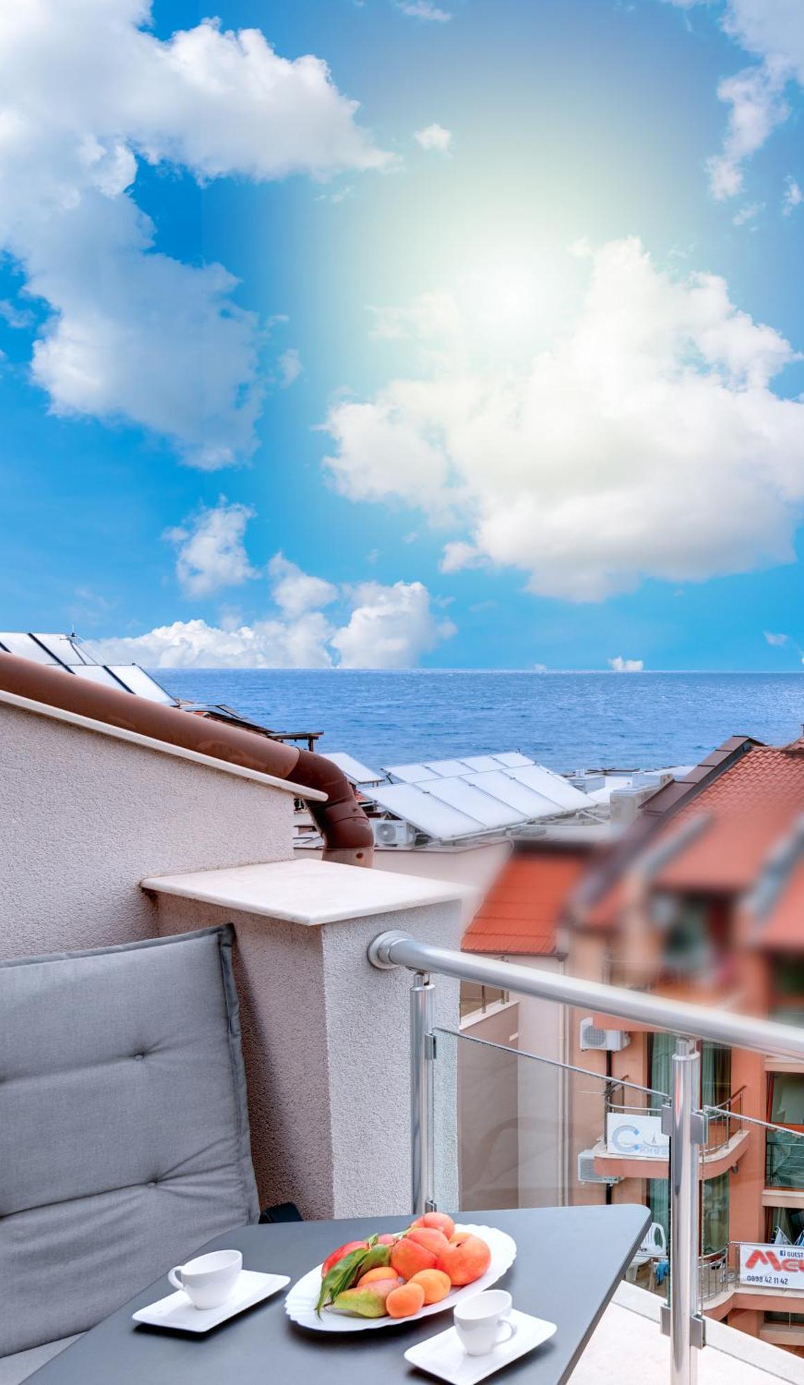 Estudio con vistas al mar