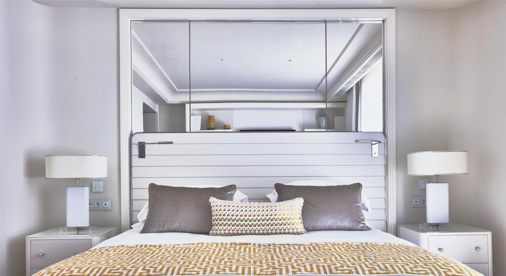 Deluxe Zimmer mit Kingsize-Bett