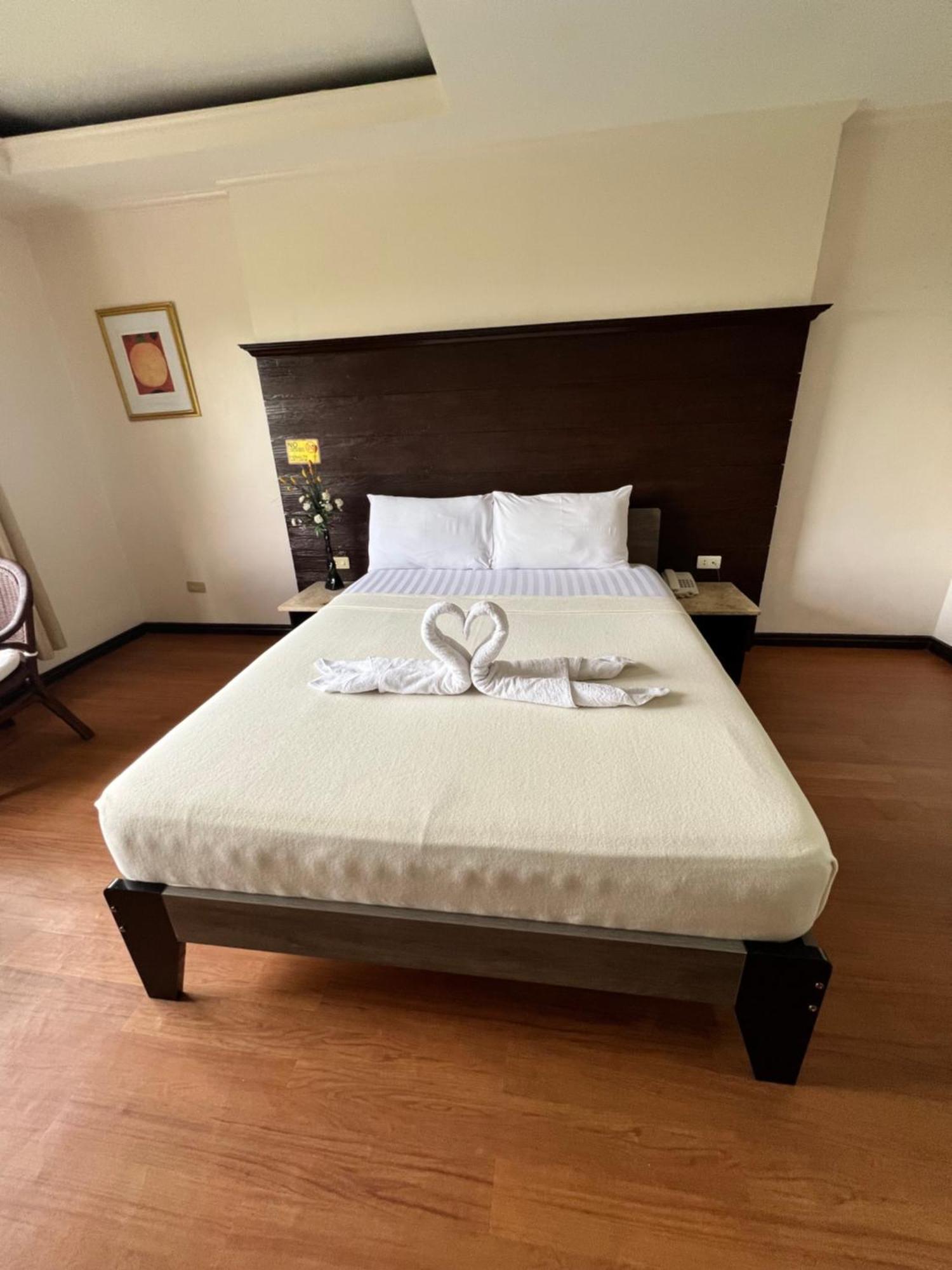 Superior Queen Room