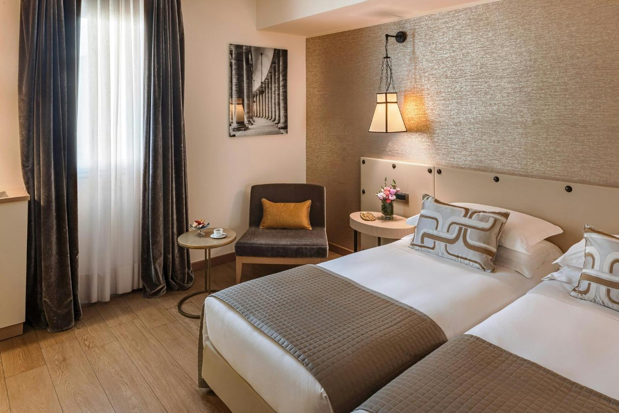 Executive Double or Twin Room,1729992737:JPEG