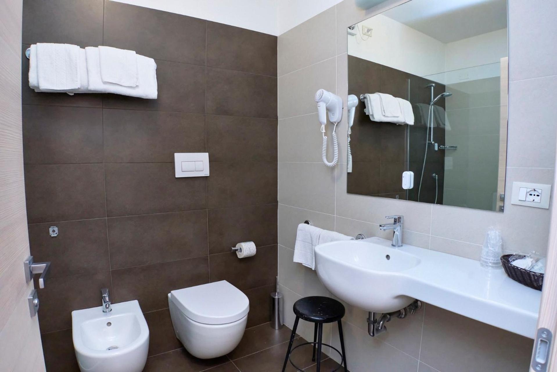 Doppelzimmer mit Balkon