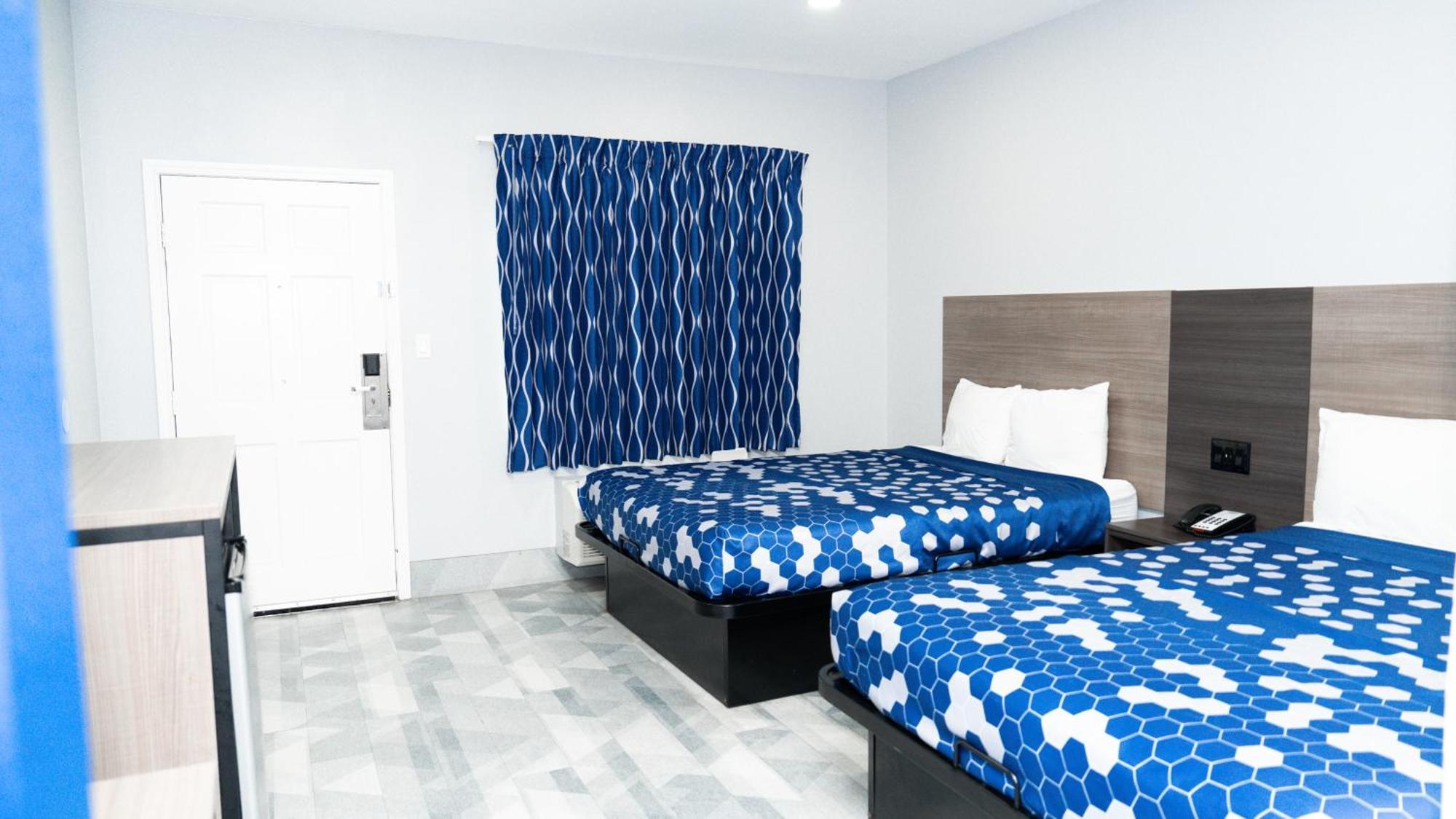Habitación adaptada para personas con movilidad reducida - Cama grande