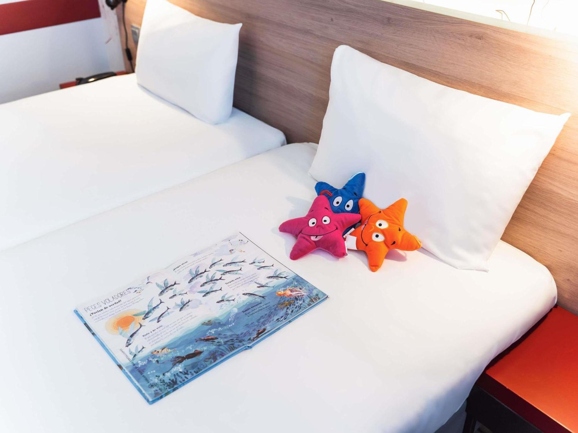 Standard Twin Room,1743025510:JPEG