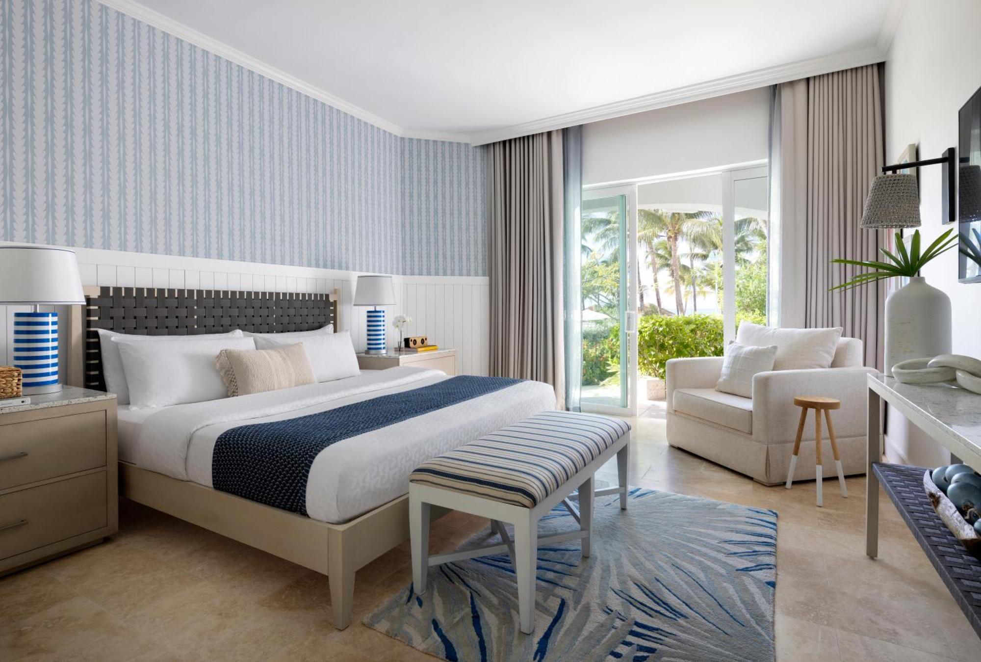 Quarto East Bay em Andar VIP com Acesso Direto à Piscina