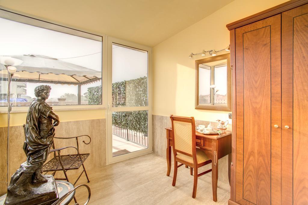 Double or Twin Room with Terrace