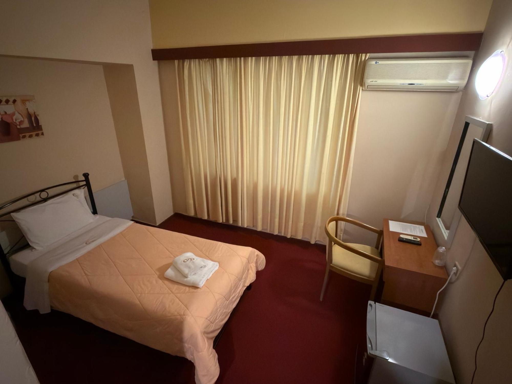 Habitación Individual Económica