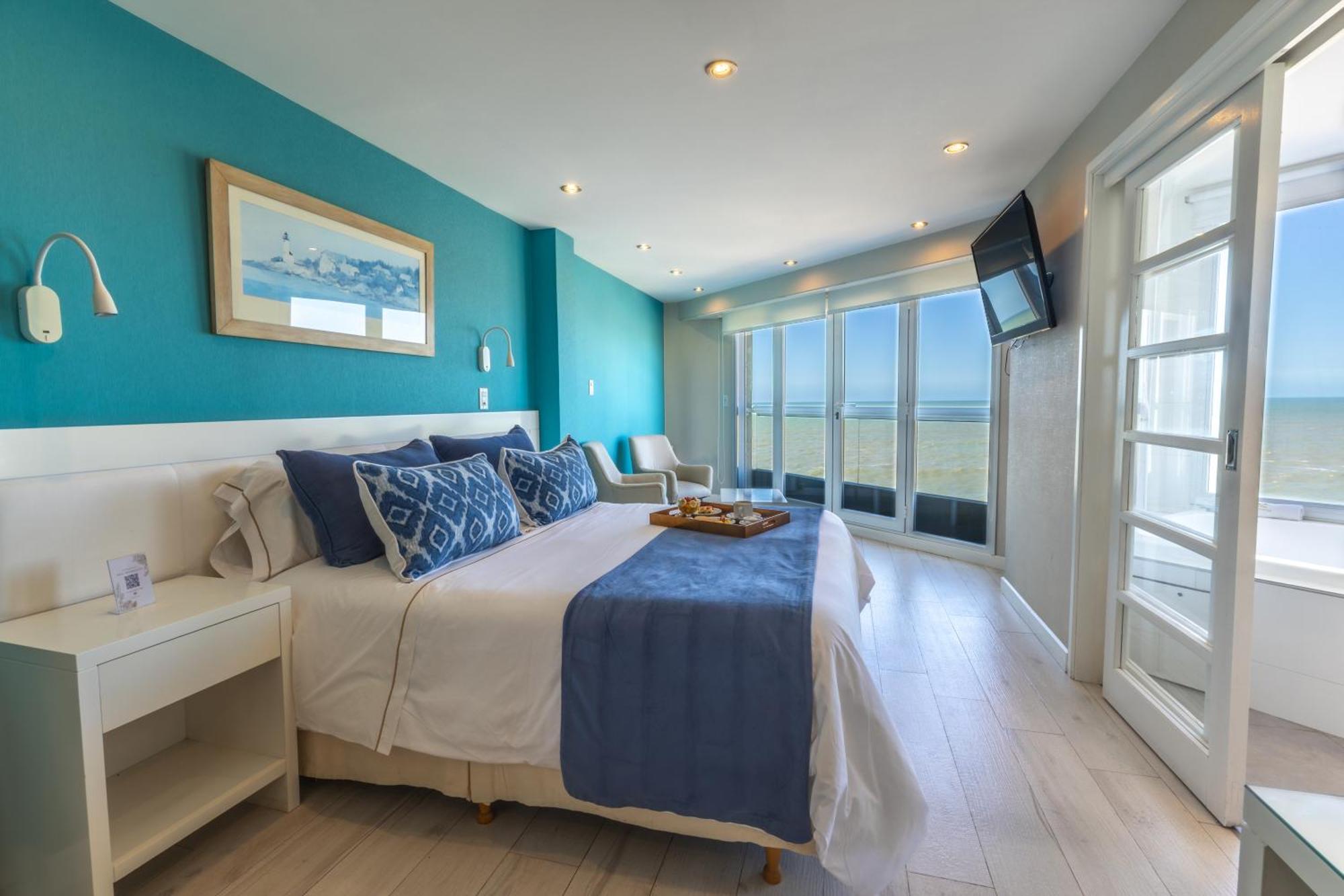 Suite with Sea View