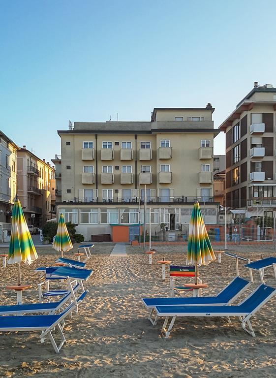 Economy Quadruple Room no Balcony